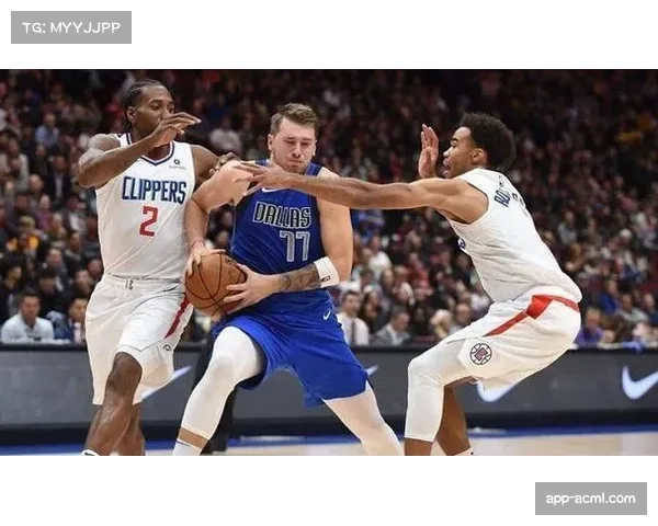 附加赛对阵模拟：湖人、勇士潜在“抢七”对决的攻防关键点分析