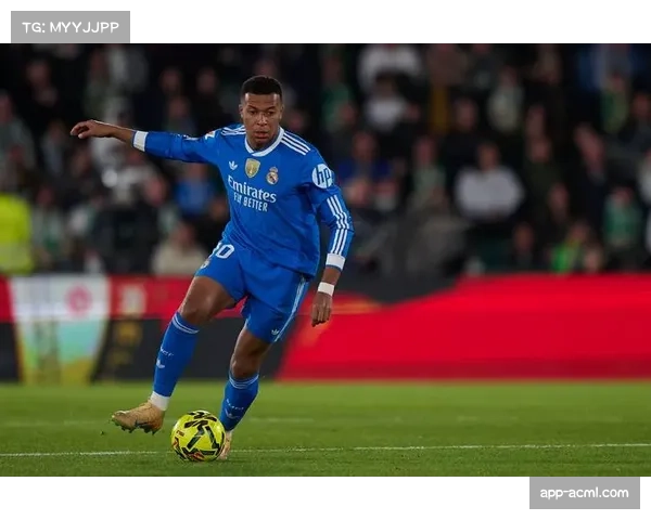 巴黎公布赛前训练图，姆巴佩、阿森西奥等人状态良好